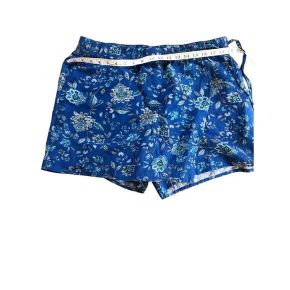 Blue floral J Jill linen blend wrap blue ditzy floral skort. Elastic back waist - Picture 11 of 13
